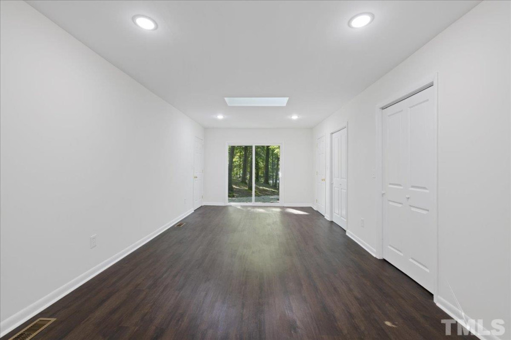 6713 Johnsdale Rd Raleigh, NC 27615