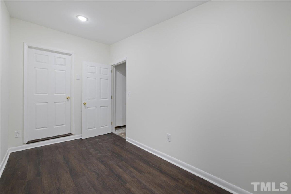 6713 Johnsdale Rd Raleigh, NC 27615