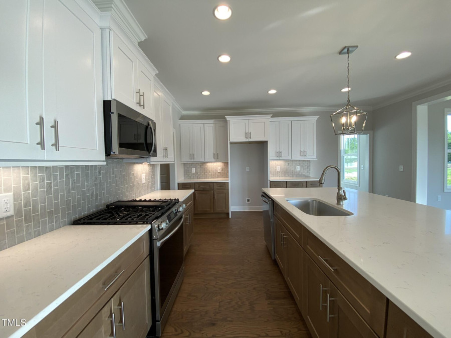 4881 Grosbeak Ct Mebane, NC 27302