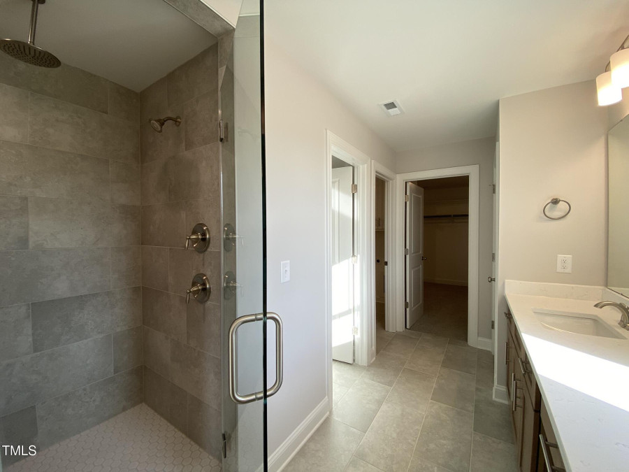 4881 Grosbeak Ct Mebane, NC 27302