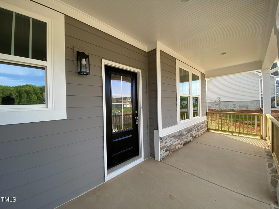 4881 Grosbeak Ct Mebane, NC 27302