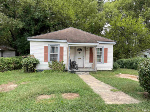 602 High St Henderson, NC 27536