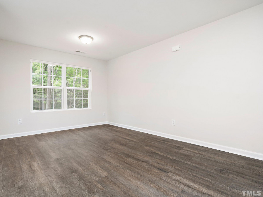101 White Horse Dr Louisburg, NC 27549