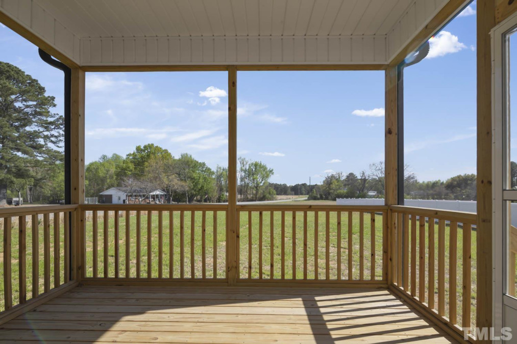 17 Tarheel Landing Dr Benson, NC 27504
