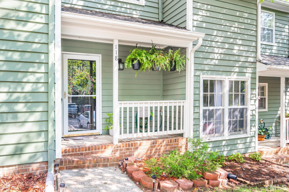 118 Longshadow Pl Durham, NC 27713