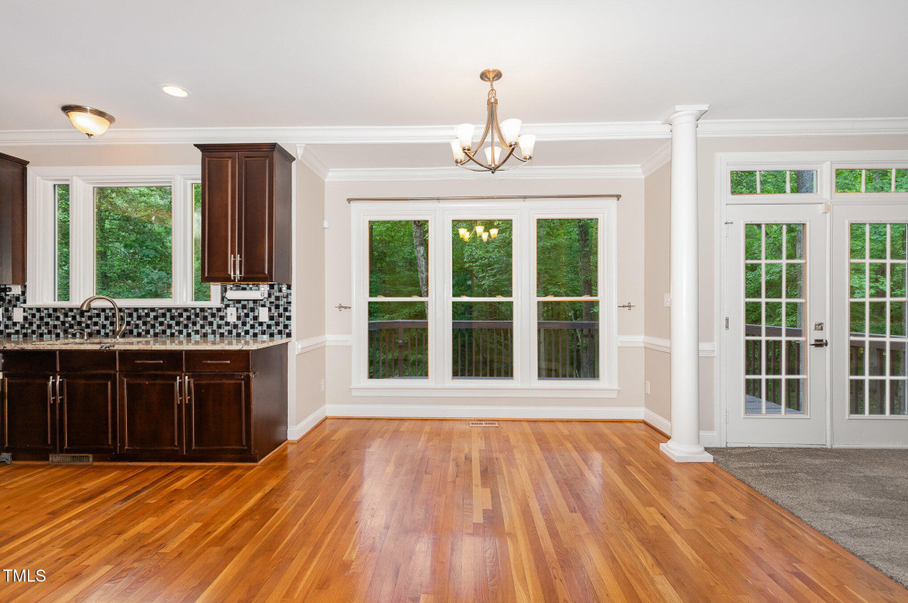 208 Camden Forest Dr Cary, NC 27518