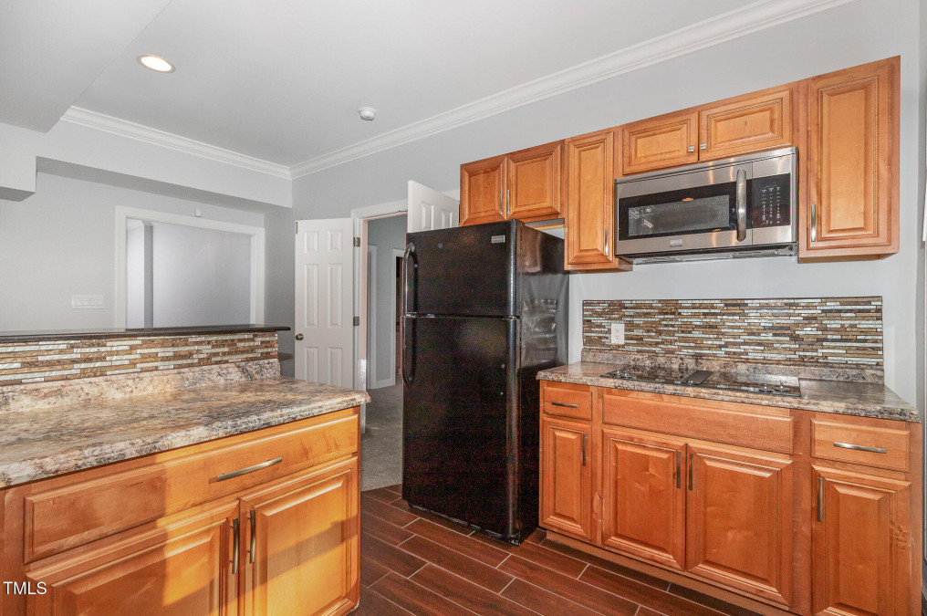 208 Camden Forest Dr Cary, NC 27518