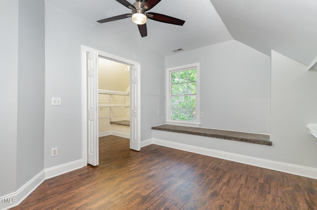 208 Camden Forest Dr Cary, NC 27518
