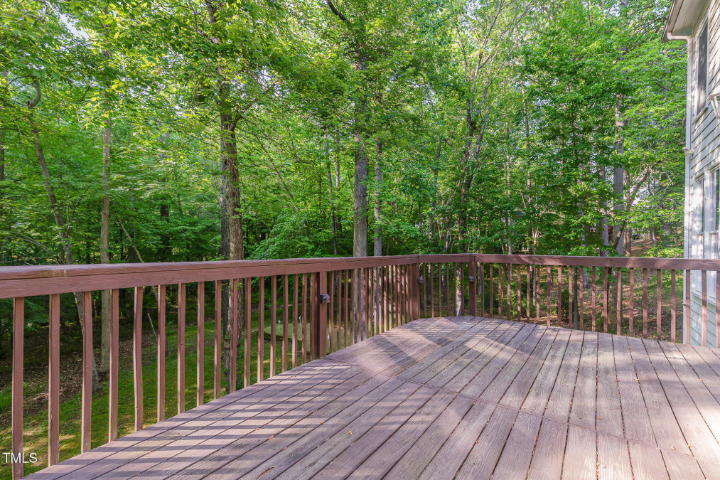 208 Camden Forest Dr Cary, NC 27518