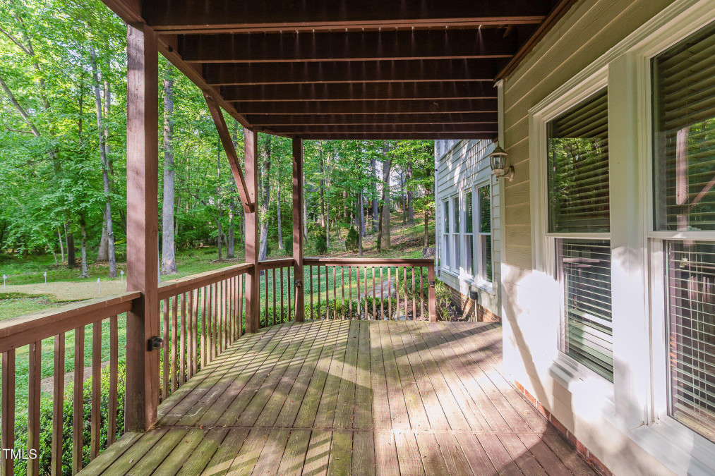 208 Camden Forest Dr Cary, NC 27518