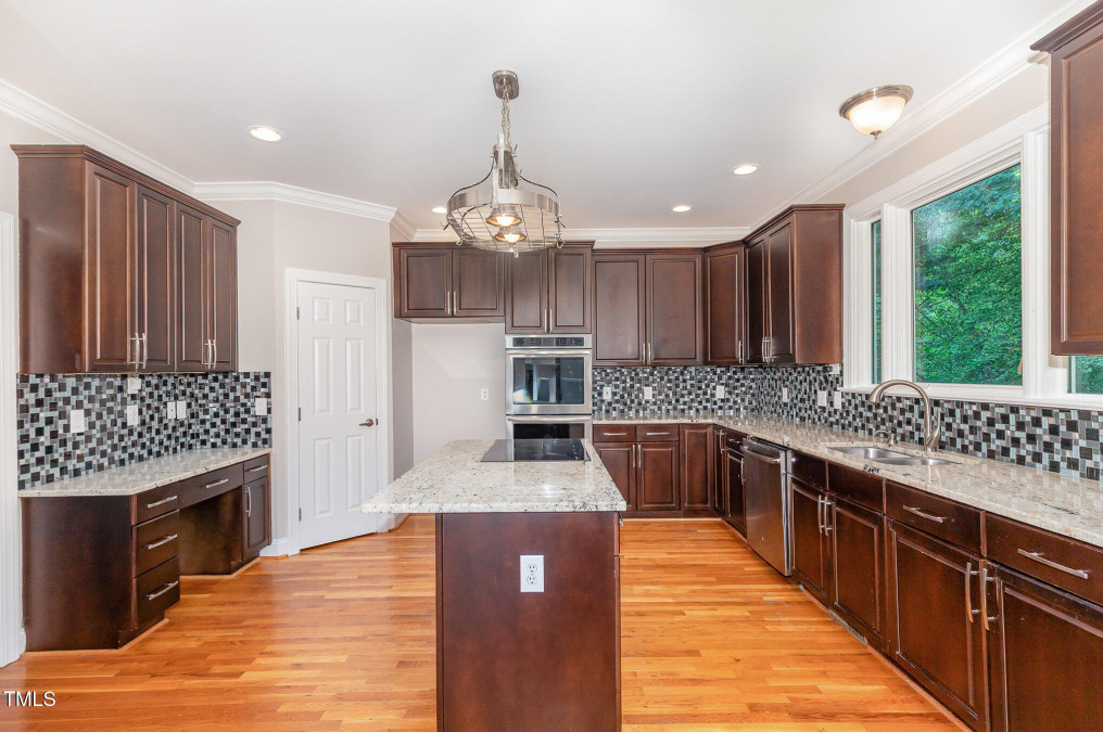 208 Camden Forest Dr Cary, NC 27518