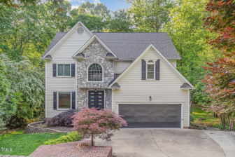 208 Camden Forest Dr Cary, NC 27518
