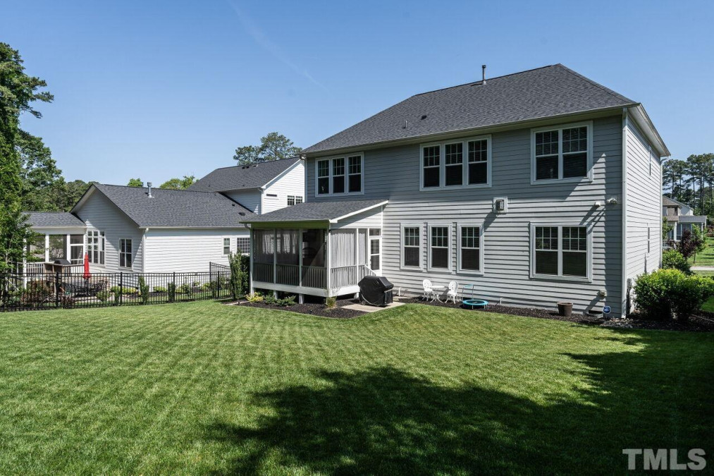3034 Adonis Cir Raleigh, NC 27612