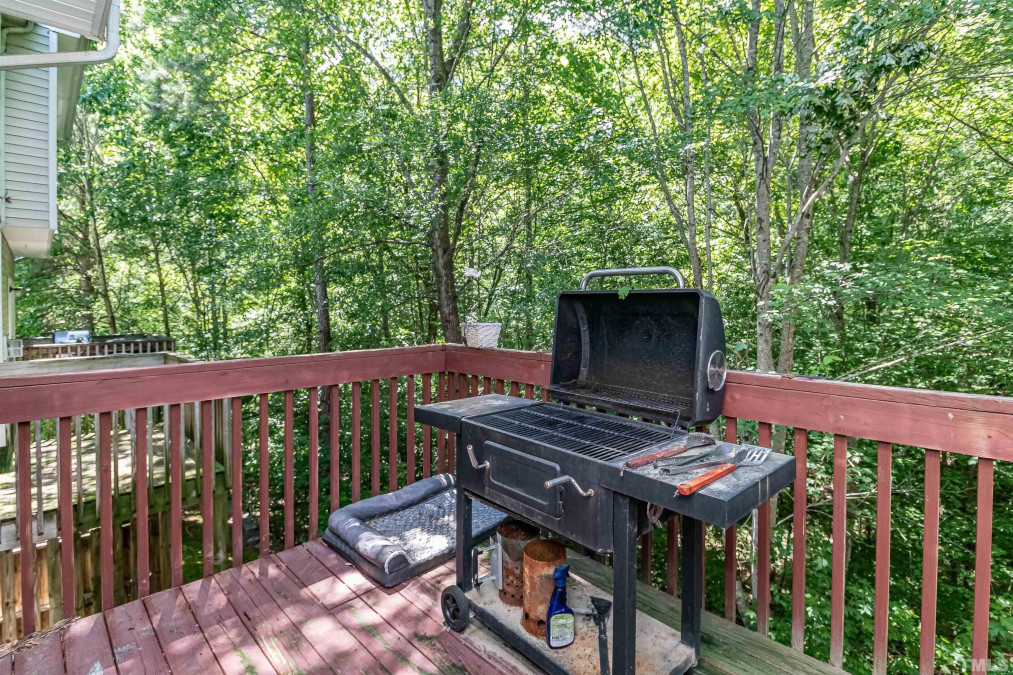 2738 Wyntercrest Ln Durham, NC 27713
