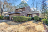 32 Clover Dr Chapel Hill, NC 27517