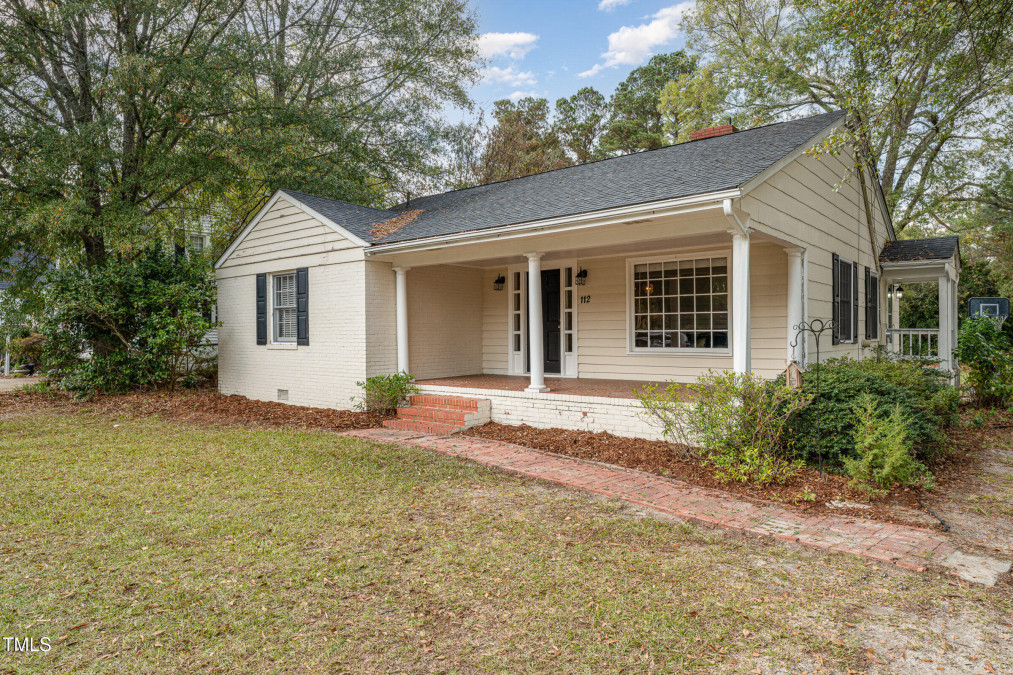 112 North St Zebulon, NC 27597