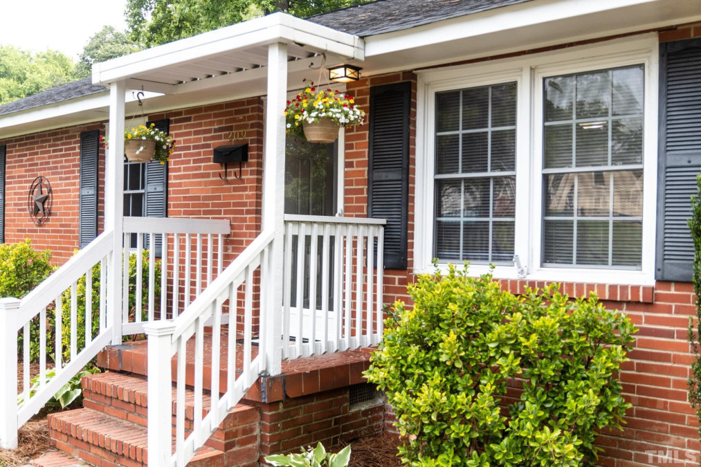 209 Lee St Franklinton, NC 27525