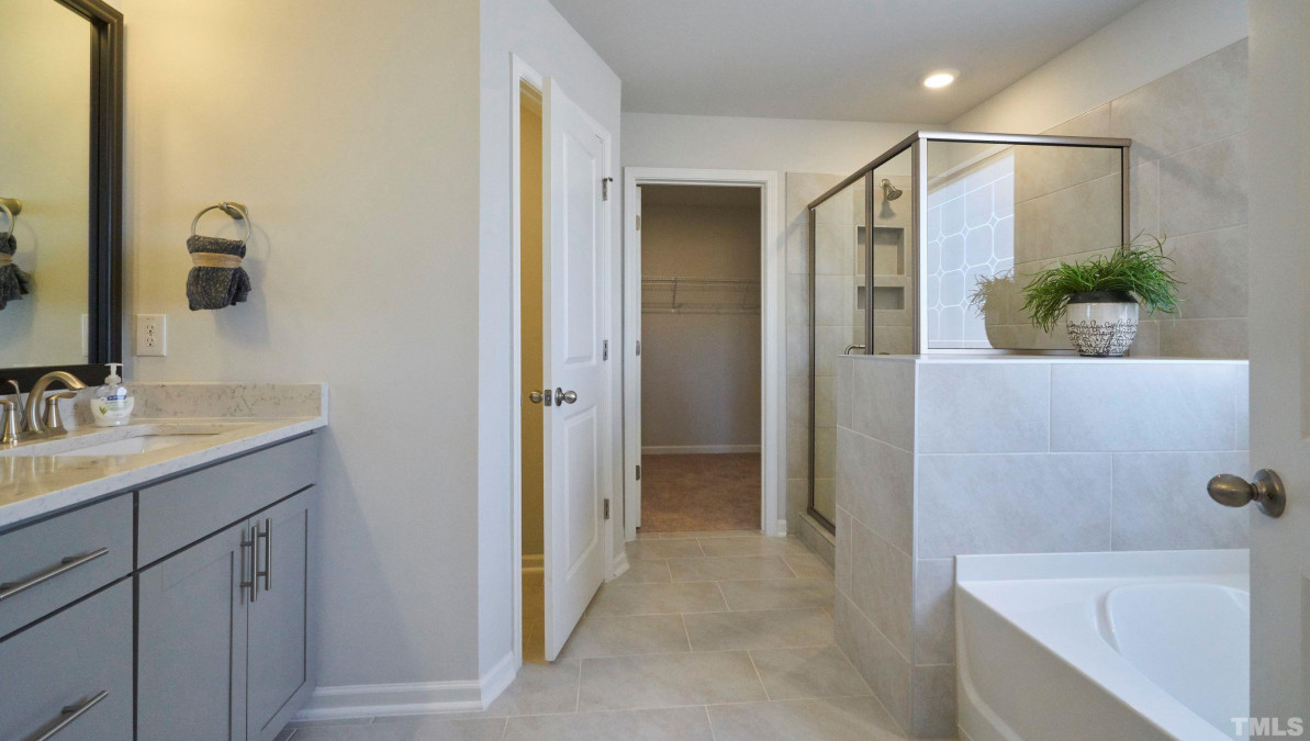 4305 Cross Timber Ln Raleigh, NC 27603
