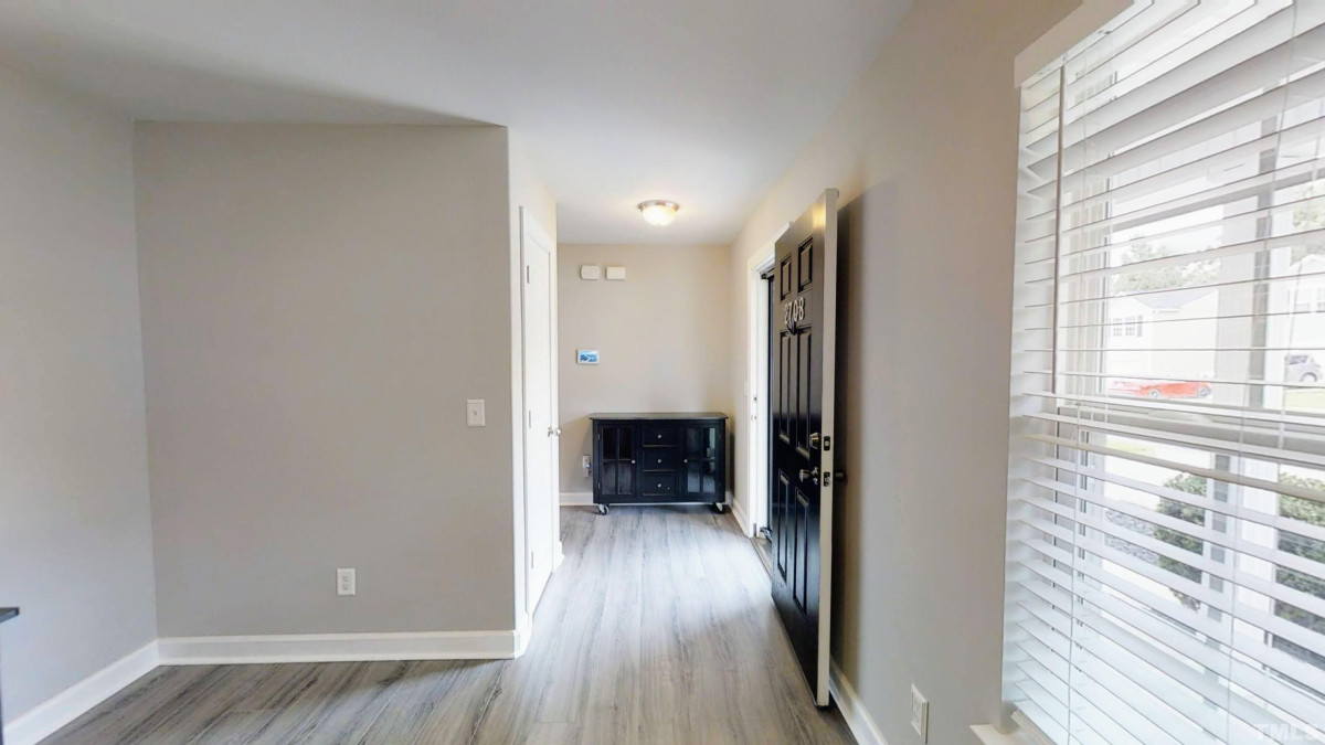 2708 Maybrook Crossing Dr, Raleigh, NC 27610 Raleigh Realty