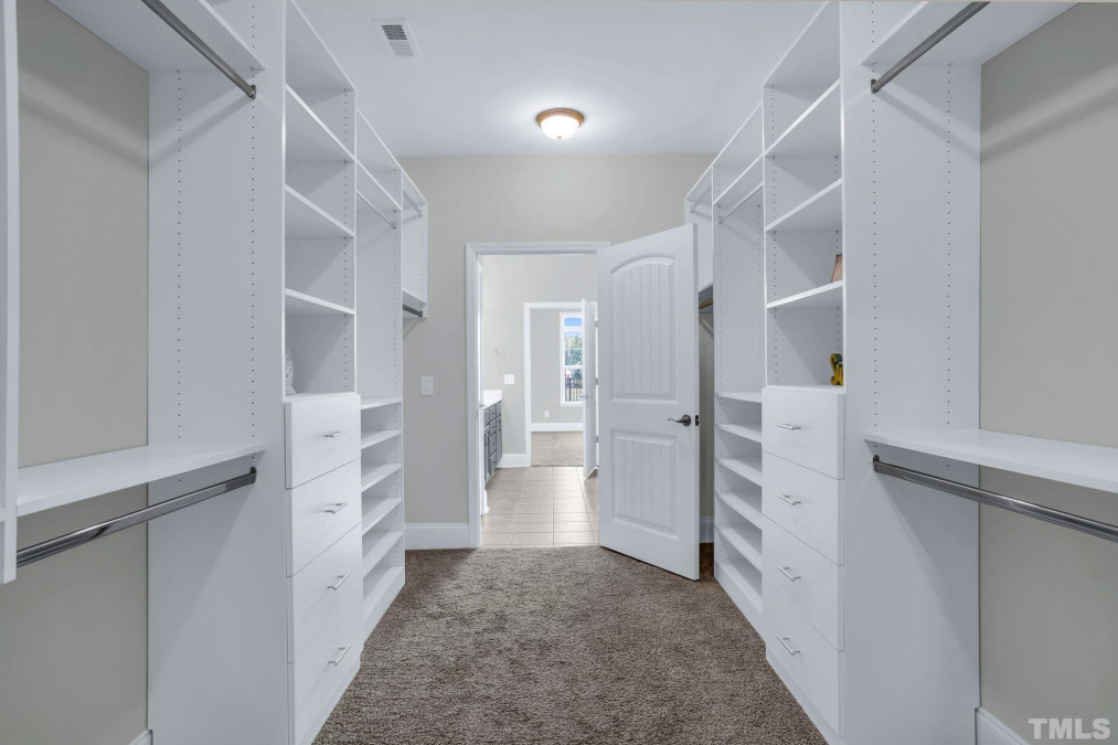 65 Bramble Ln Clayton, NC 27527