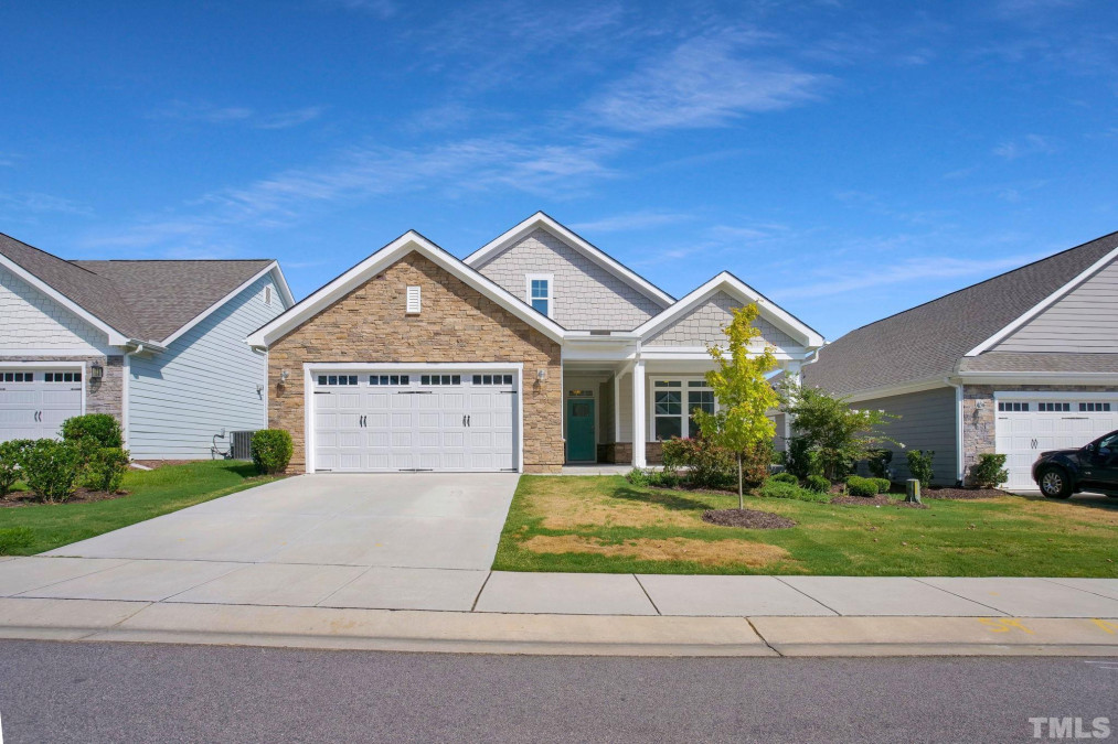 65 Bramble Ln Clayton, NC 27527