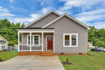 2200 Drake Ct Graham, NC 27253