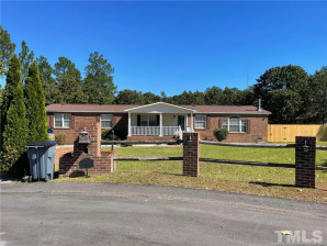 38 Lois Carol Ct Lillington, NC 27546