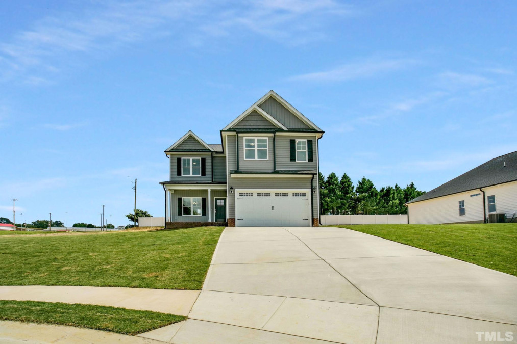60 Catchers Cir Four Oaks, NC 27524