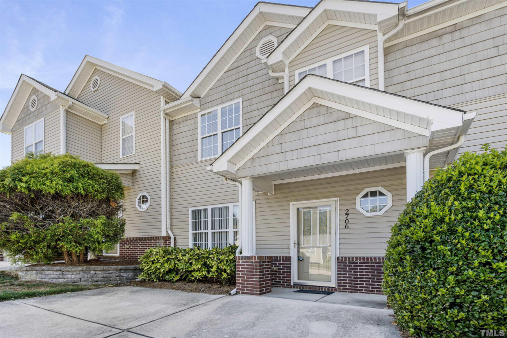 2706 Andover Glen Rd, Raleigh, NC 27604 Raleigh Realty