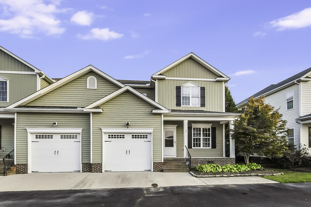 72 Radcliffe Ct, Clayton, NC 27527 Raleigh Realty