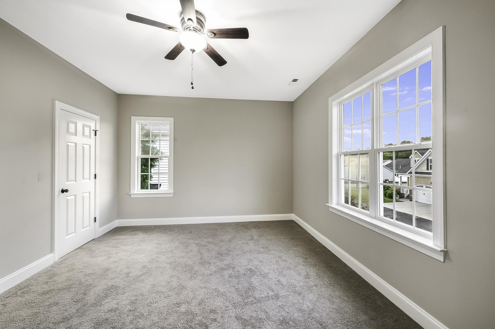 72 Radcliffe Ct, Clayton, NC 27527 Raleigh Realty