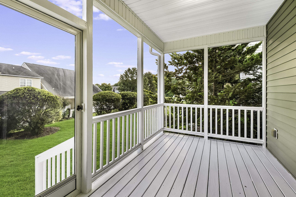 72 Radcliffe Ct, Clayton, NC 27527 Raleigh Realty