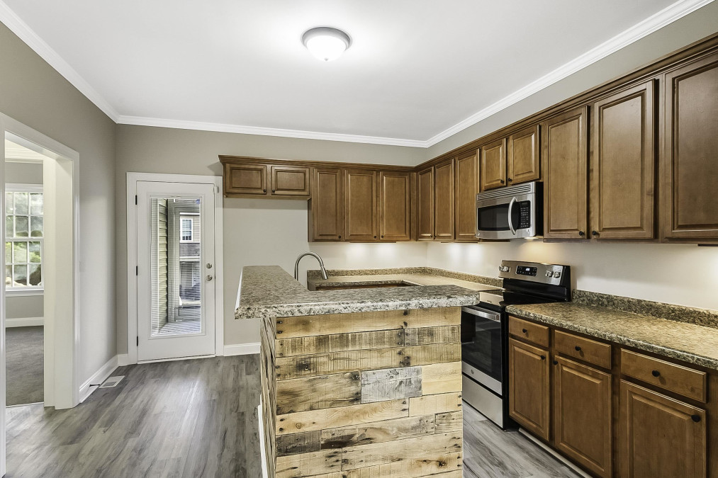 72 Radcliffe Ct, Clayton, NC 27527 Raleigh Realty