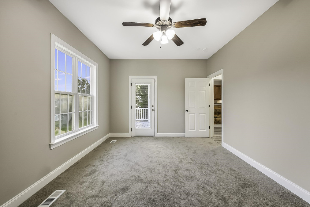 72 Radcliffe Ct, Clayton, NC 27527 Raleigh Realty