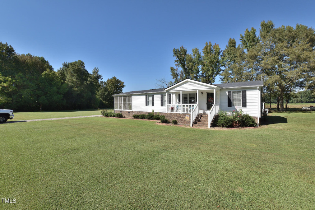 2418 Macedonia Rd Spring Hope, NC 27882