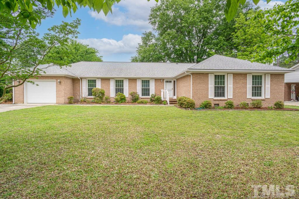 431 Hallmark Rd Fayetteville, NC 28303