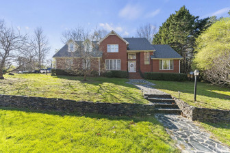 3816 Dunsinane Dr Durham, NC 27707