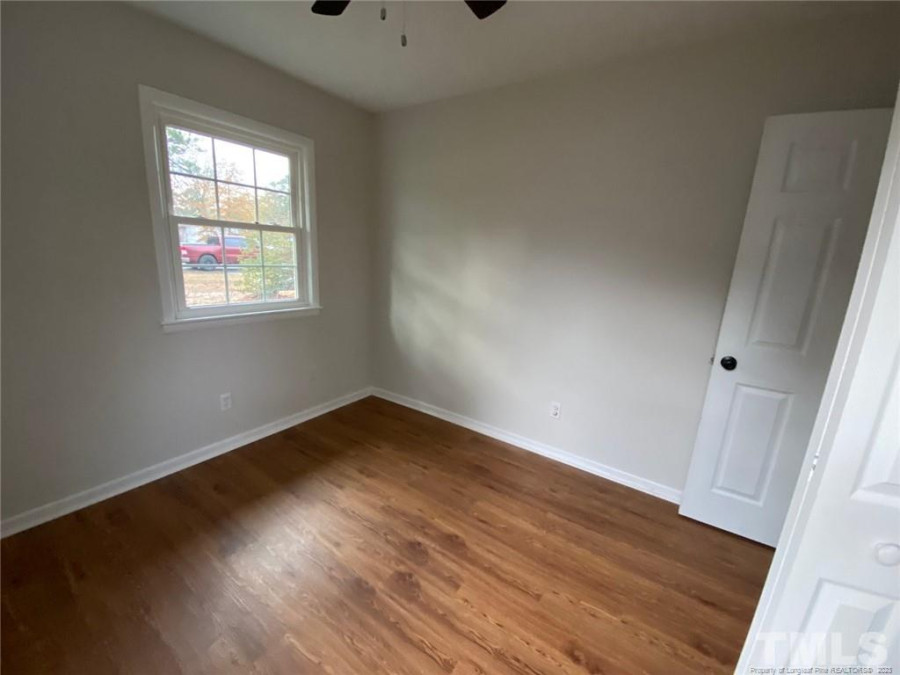 1721 Merry Oaks Dr Fayetteville, NC 28304