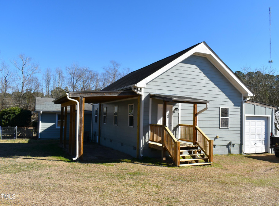 2955 Little Creek Church Rd, Clayton, NC 27520 Raleigh Realty