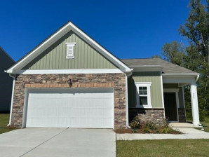 353 Logan Creek Dr Zebulon, NC 27597