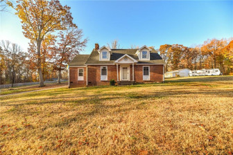 909 Chapel Hill Rd Burlington, NC 27215