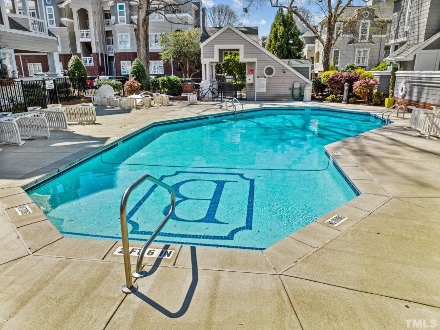 1001 Brighthurst Dr, Raleigh, NC 27605 Raleigh Realty