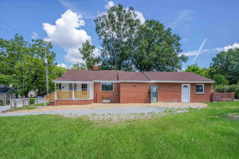 132 West St Fuquay Varina, NC 27526