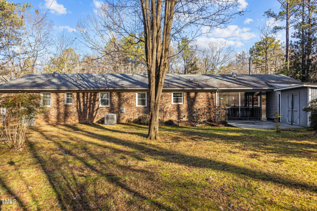 112 Collums Rd Chapel Hill, NC 27514