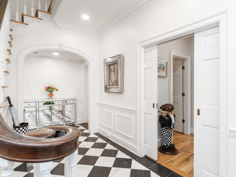 2511 Pineway Dr, Burlington, NC 27215 Raleigh Realty