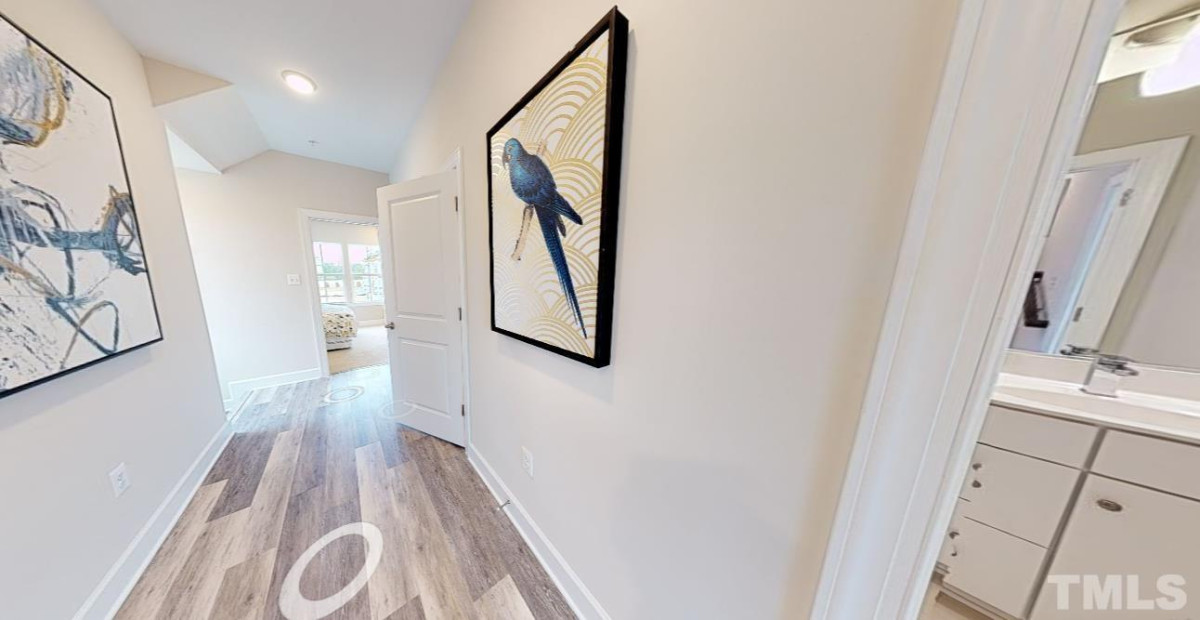1942 Robin Hill Ln Raleigh, NC 27610