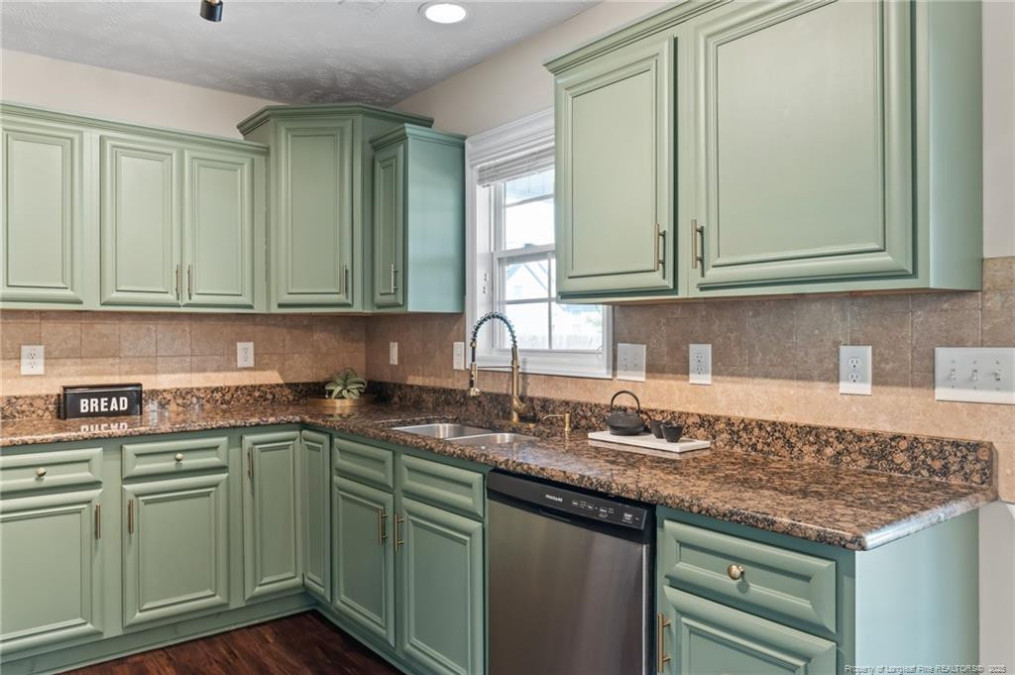 219 Regimental Dr Cameron, NC 28326