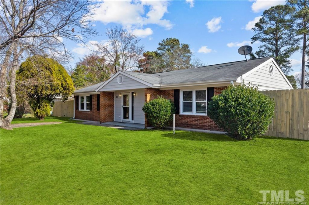 913 Montclair Rd, Fayetteville, NC 28314 Raleigh Realty