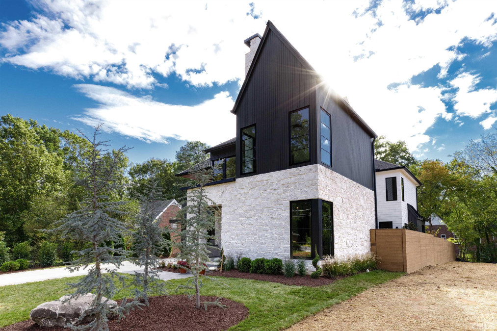 807 Chamberlain St Raleigh, NC 27607