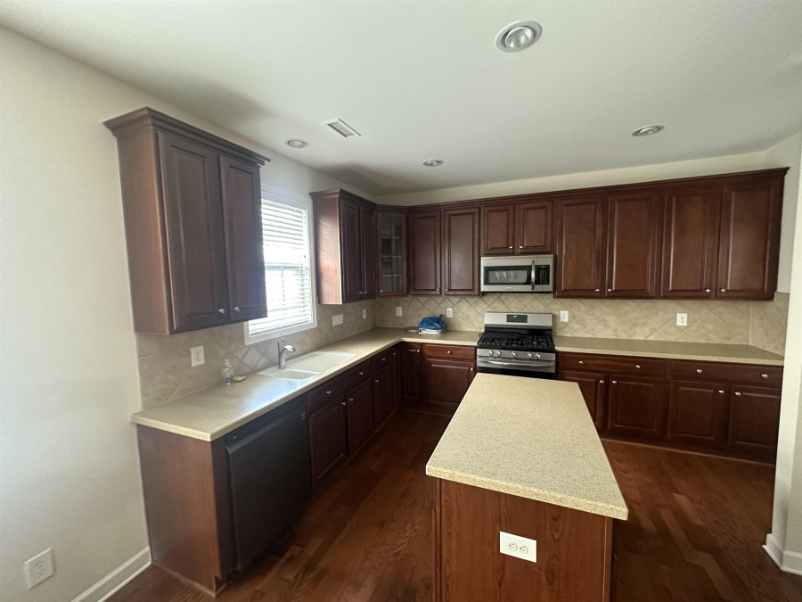 5161 Holly Ridge Farm Rd Raleigh, NC 27616